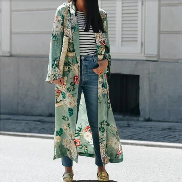 Kimono - Picture 4 of 10